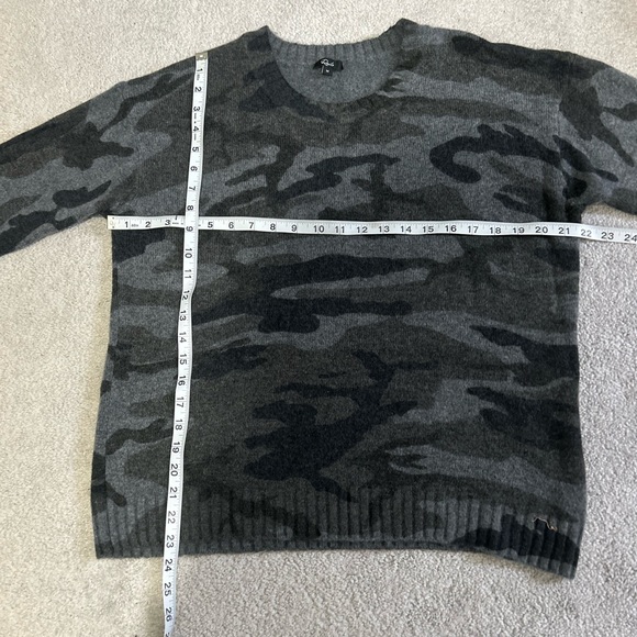Rails Louie Charcoal Camo Knit Sweater size M - Picture 7 of 12